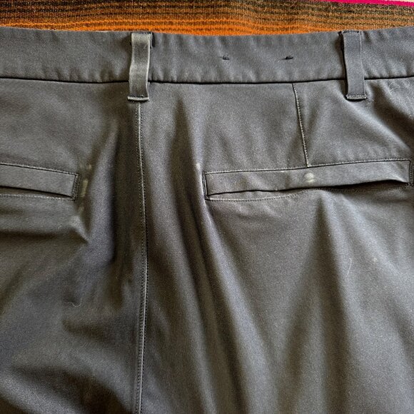 Lululemon Mens 34x35 Commission Pant Classic Fit Warpstreme Navy Blue Golf Perf - Picture 4 of 9